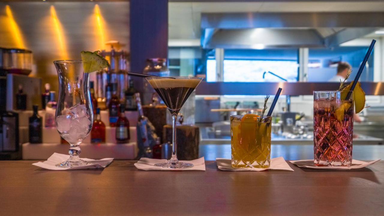Vier Studios & Restaurant Längenfeld Extérieur photo