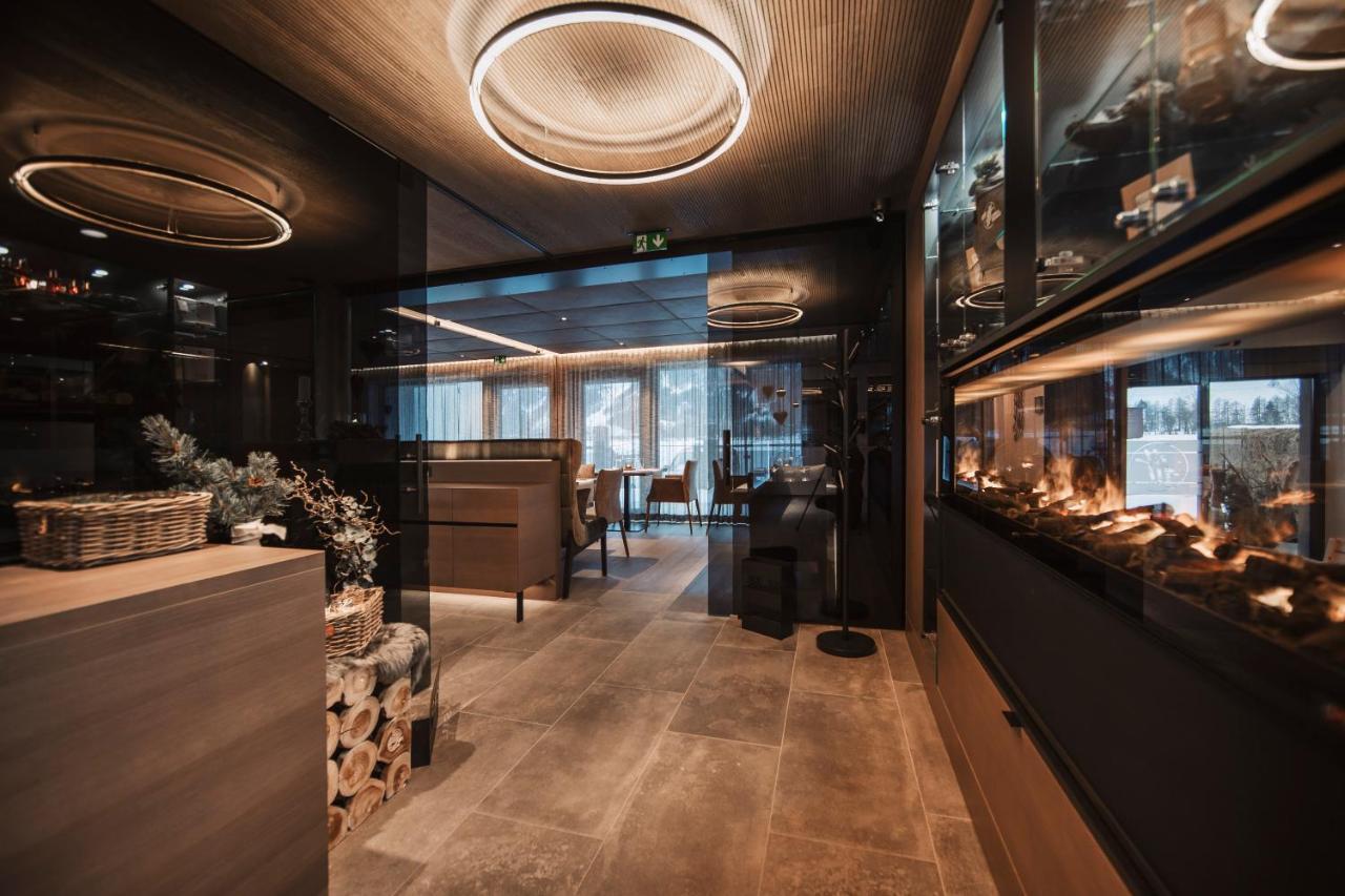 Vier Studios & Restaurant Längenfeld Extérieur photo